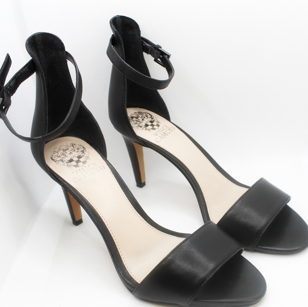 Vince Camuto